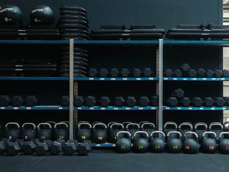 Dumbbells, kettlebells, benches and AbMats